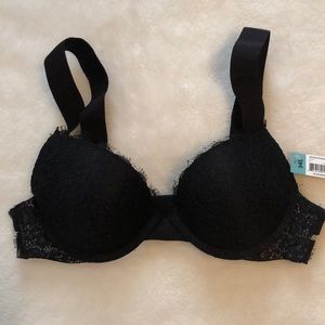 NWT No Boundaries black lace push up padded bra